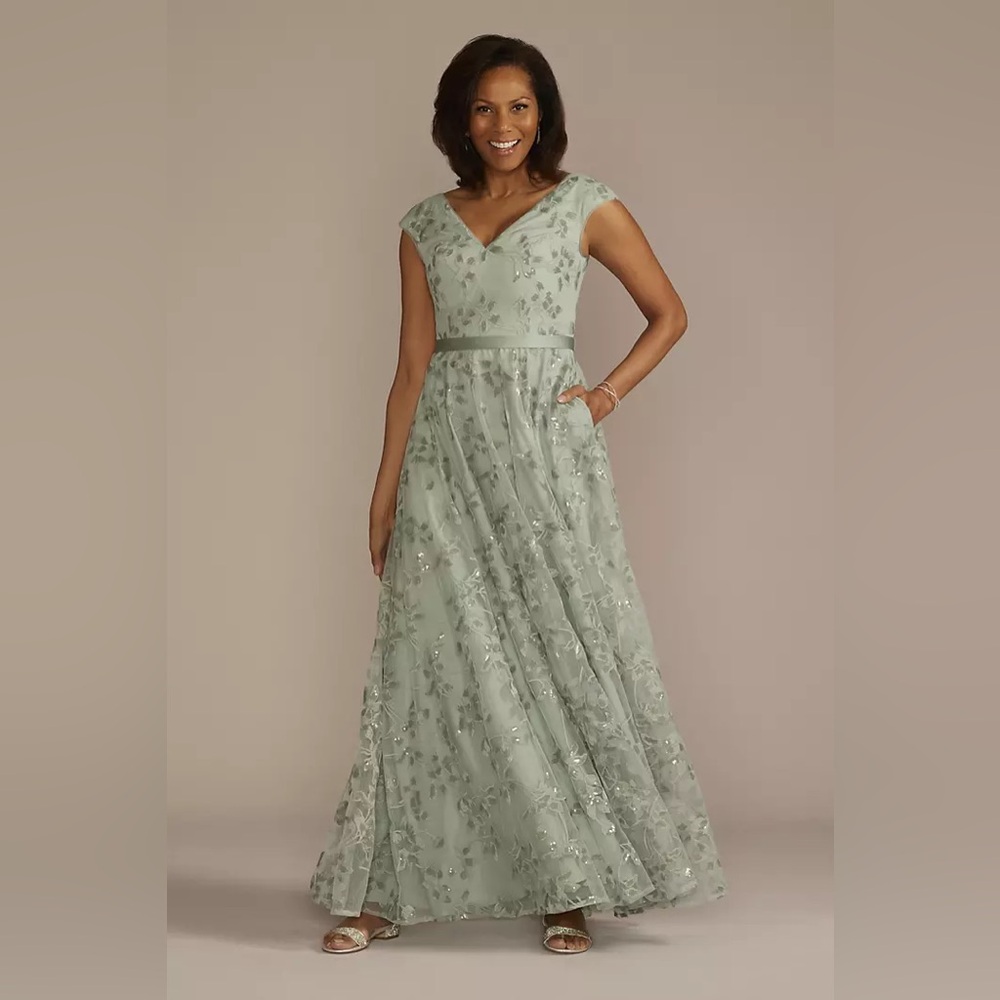 Oleg Cassini Sage Green Embroidered Cap-Sleeve Maxi Dress